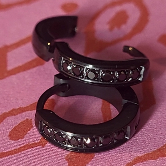 Black on Black Crystal Earrings - Picture 3 of 3